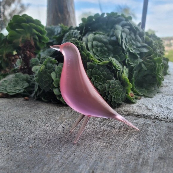 Mini Mid Century Modern Depression Eames Retro Bird Figurine Transparent Pink - Picture 1 of 6